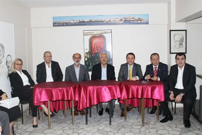 M. Ali Özpolattan  Işıklara Övgüler