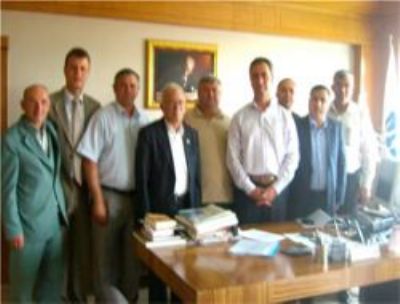 Akp, Defterdarlıkta Köy Sorunlarının Takibini Yaptı