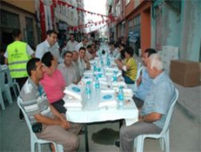 Karakaş: Ramazan Geleneğimizi El Birliği İle Gelecek Kuşaklara Taşıyacağız