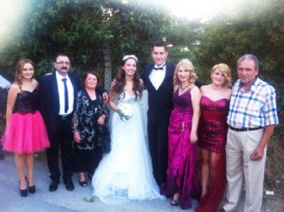 Selen ve Özgür mutlulupa evet dedi