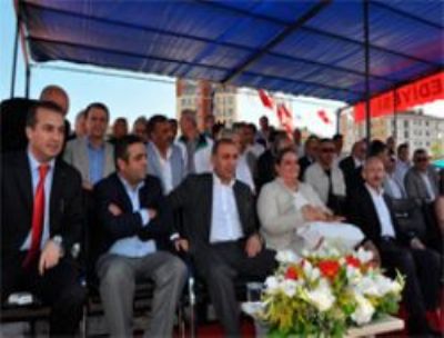 Onurlu Ve Huzurlu  Bir Yaşam İçin Chp