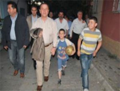 Yalan Söylüyorsun,  Allah Tan Kork!