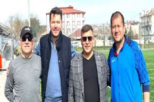 Gümüşyakaspor’a Muhtar Güçlü’den destek