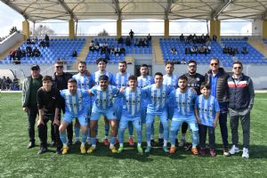 Gümüşyakaspor, Gümüşpınar'ı 5-0 mağlup etti