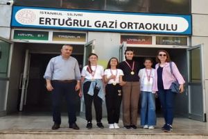 Silivri Ertuğrul Gazi Ortaokulu Öğrencilerinden çifte başarı