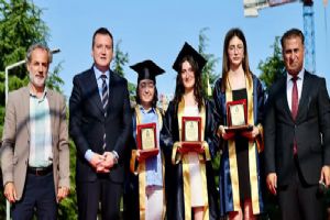 Silivri Belediye Başkanı Balcıoğlu, Silivri Anadolu Lisesi Mezuniyetinde gençlerin yanında
