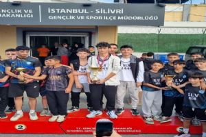 Silivri İBB Abdülezel Paşa İlkokulu’ndan Cumhuriyet Koşusunda madalya yağmuru