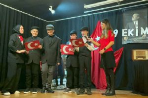 Silivri'de Özel Öğrencilerden unutulmaz ‘Cumhuriyet’ gösterisi