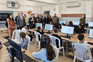 Silivri Değirmenköy’de Çifte Etkinlik: Bilişim Teknolojileri Atölyesi açıldı, Gazze Kermesine destek verildi