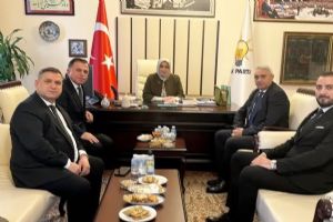 Hüseyin Turan ve Esenyurt Teşkilatından Ankara’da grup toplantısı öncesi ziyaret turu