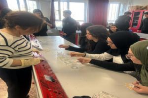 Silivri Hasan Sabriye Gümüş Anadolu Lisesi’nde “Değerlerim Doğada” Kimya Etkinliği