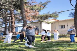 Selimpaşa İlkokulu Öğrencileri Büyük Sinekli Köy Yaşam Merkezi’ni keşfetti