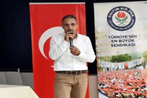 Silivri Eğitim Bir-Sen Temsilcisi Karabacak’tan gösterişli mezuniyet törenlerine eleştiri