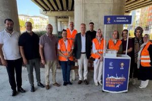 Silivri AK Parti, Vega Avm önünde vatandaşlarla buluştu