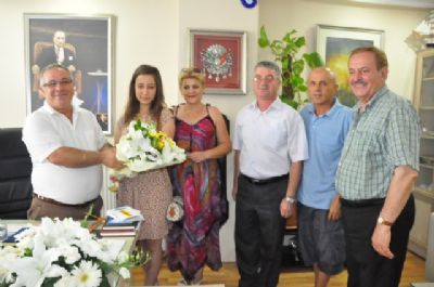 CHP’den basın emekçilerine ziyaret