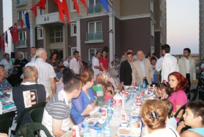 Topbaş, Silivri’de iftar açtı Topbaş, Silivri’de iftar açtı