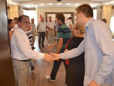 Işıklar personeliyle bayramlaştı