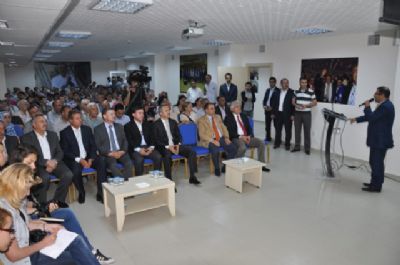 YENİAY ÖVDÜ, KARAKAŞ YERDİ
