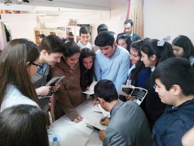 Sarıbekir öğrencileri Yazar Özgür Mercan’ı ağırladı