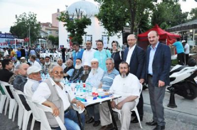İBB’den Selimpaşa’da iftar