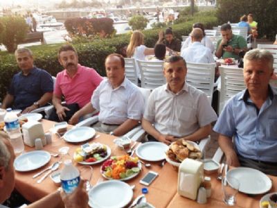 İlçe MEM’den iftar yemeği
