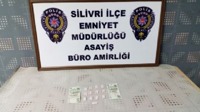 Eroin satıcısına suç üstü