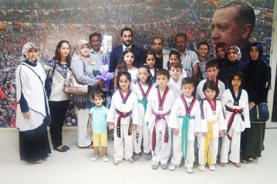Genç sporculardan Kutlu’ya ziyaret