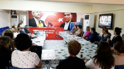 CHP’li kadınların sağduyu toplantısı