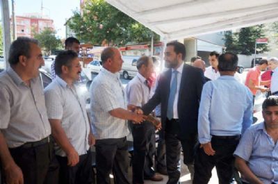Kutlu, Gümüşhanelilerle bayramlaştı