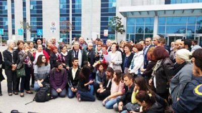 “Davalar Atatürk’e ve Türkiye Cumhuriyeti’ne kurulmuş tuzaktı”