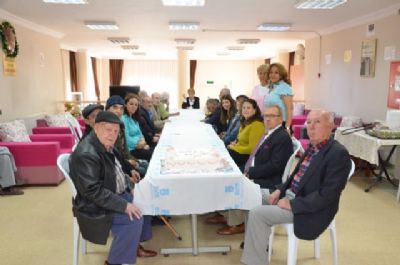 Silivrili yaşlılar unutulmadı