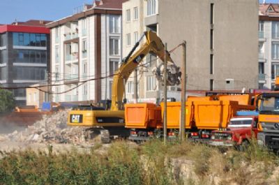 BoGluca molozları alındı