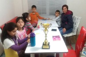 Levent Köksal öğrencisi satrançta 3. oldu