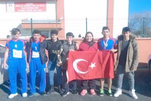 Kros yarışmalarında yarı finaldeyiz