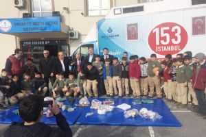 İBB’den öğrencilere spor malzemesi desteği