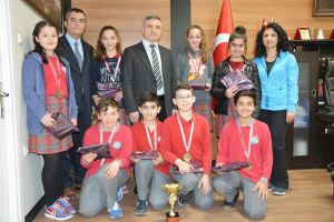 Badminton başarısı ödüllendİrİldİ