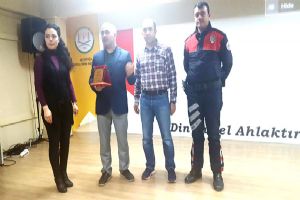 Polis mesleğini yetkilisinden dinlediler