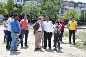 Şehir parklarında çalışmalar devam ediyor