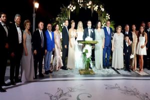 Işıklar, Eski Devlet Bakanının oğlunu evlendirdi