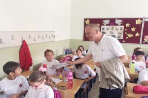 AK Parti’den 800 okul seti