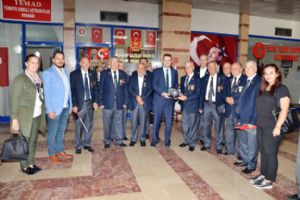 “Bu vatan için can vermeye hazır bir milletiz”