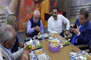 Işıklar, Alevi hemşerilerine iftar verdi