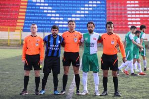 Kavaklıspor hatalarının kurbanı oldu 1-2