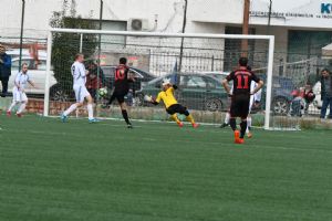 Söğütlüçeşmespor ilk yarı bitirdi 4-0