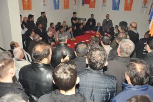 Yılmaz'dan, seçim irtibat bürosu ziyareti