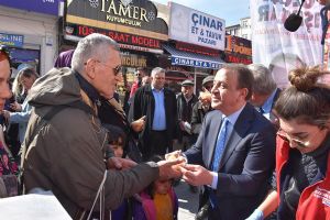 Işıklar: Merhameti tavsiye etmenin tam zamanı