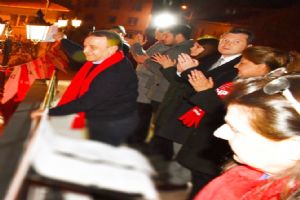 Işıklar, Kale’sinden seslendi: Şimdi koşma zamanı!
