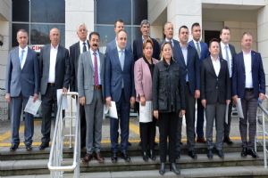 CHP’li Meclis Üyeleri Mazbatalarını aldı