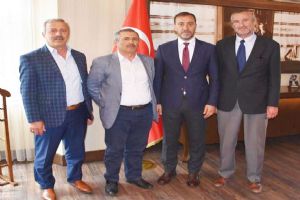 Tebriklerini ilettiler