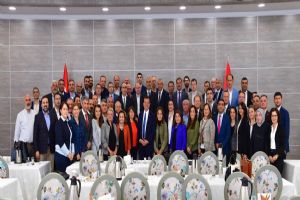 Balcıoğlu, CHP Grubunun eğitim toplantısına katıldı